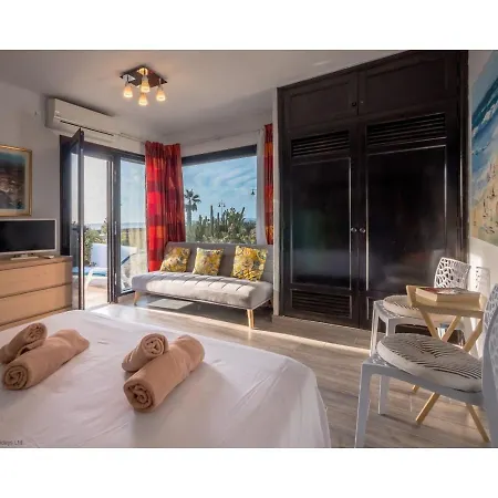 Puerto Chico I And J *